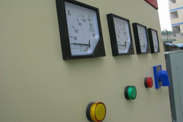 闻喜配电箱-3683讲讲配电箱的操作和检修步